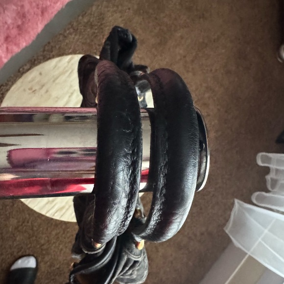 Louis Vuitton Neo Cabby Monogram
Denim Noir - Picture 4 of 10